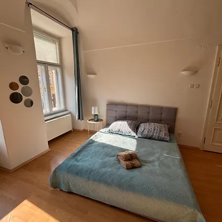 Dh Duomo Viii Family Appartement *